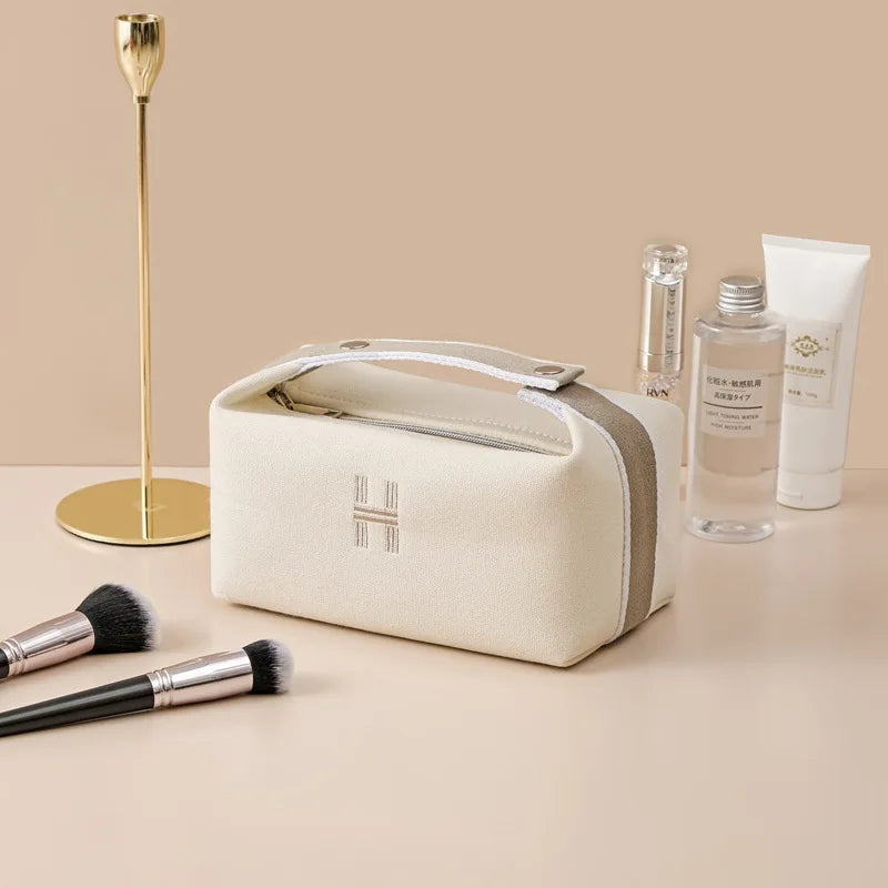 Hedvig - Makeup Travel Bag