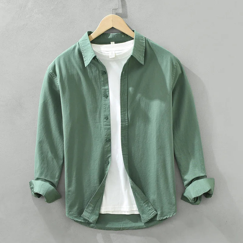 Klassisches stilvolles Button-Up-Hemd für Männer