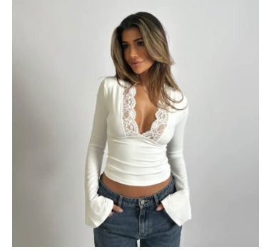 Alexa - Elegantes Spitzentop mit langen Ärmeln
