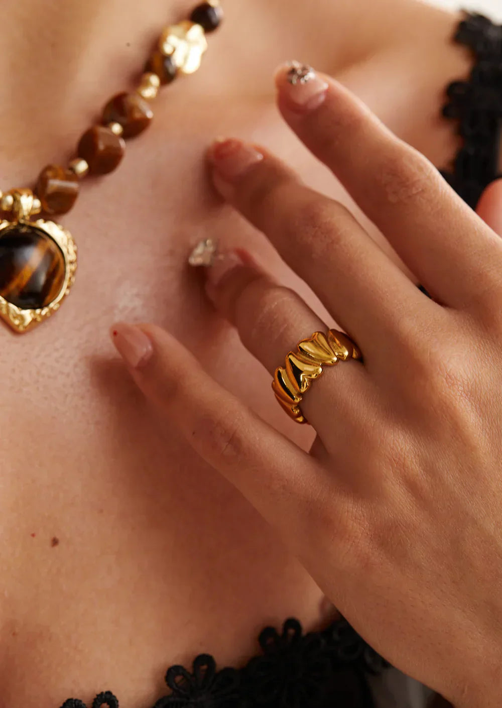 Bonafita Herz-Ring – Eleganz in Edelstahl mit Herzmotiv