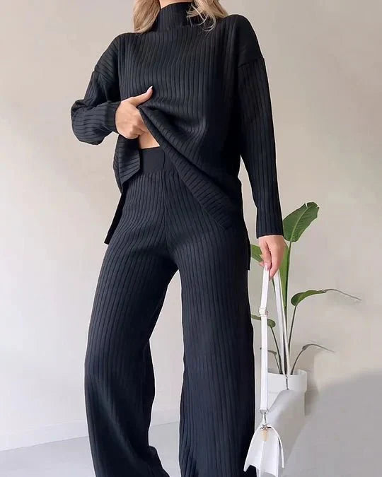 Zainab Gerippter Pullover und Hose Set