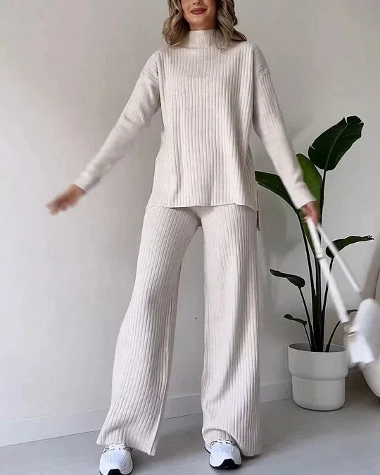 Zainab Gerippter Pullover und Hose Set