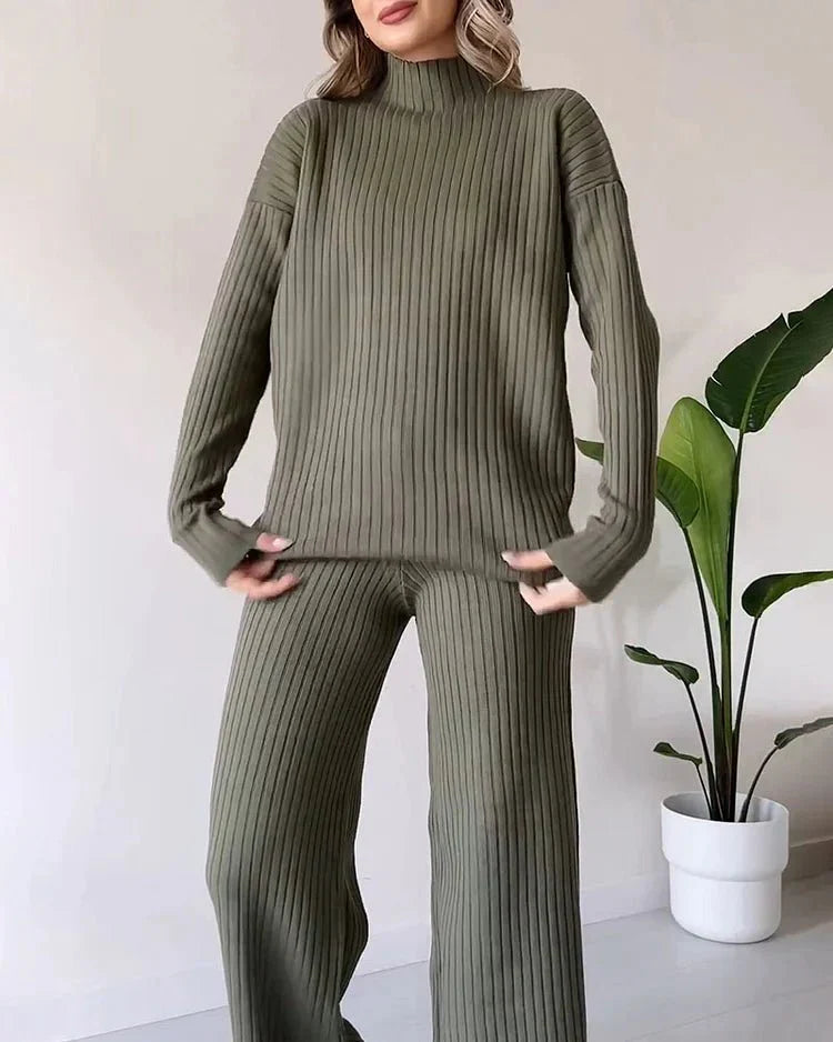 Zainab Gerippter Pullover und Hose Set